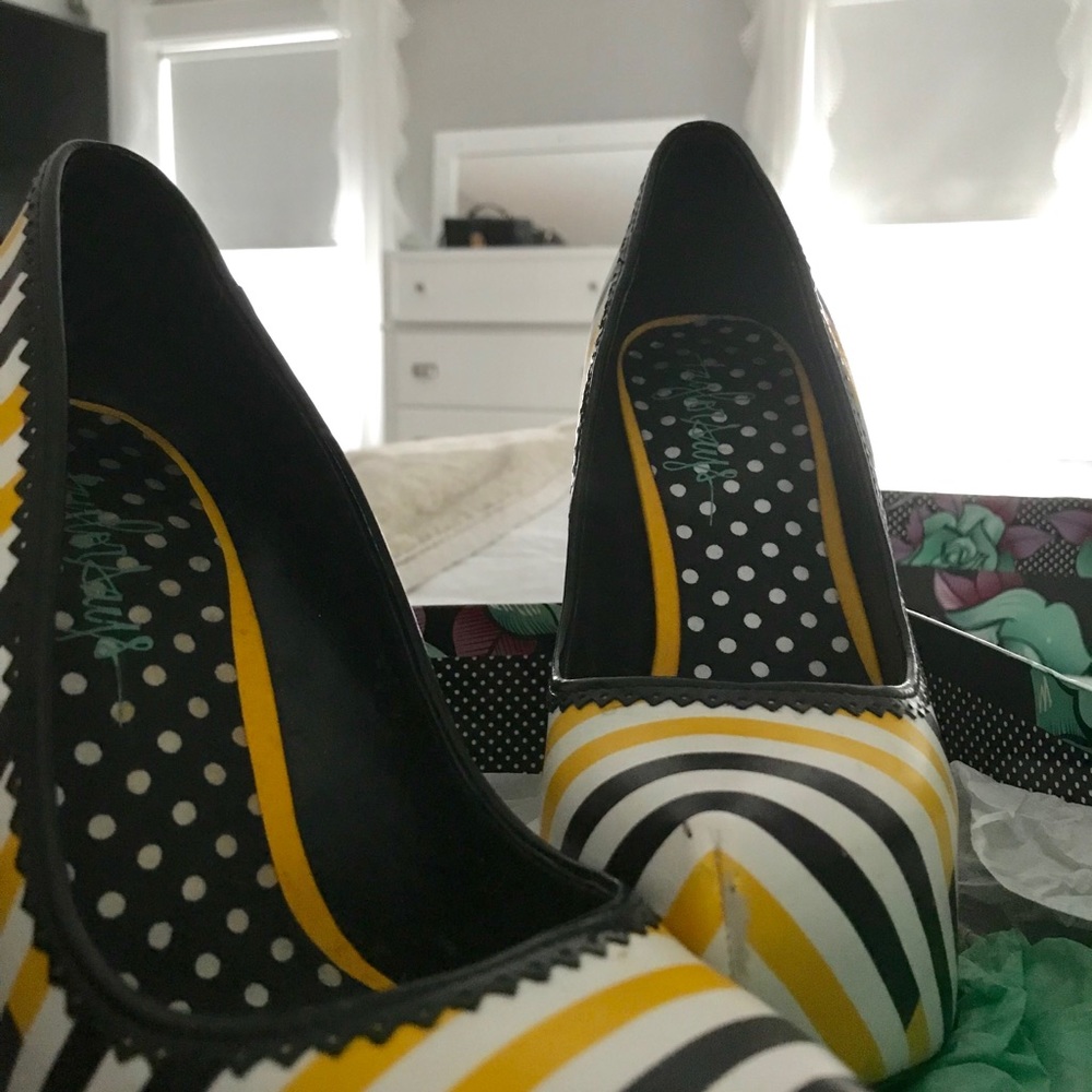 Taylor Says platform heels ❤️❤️